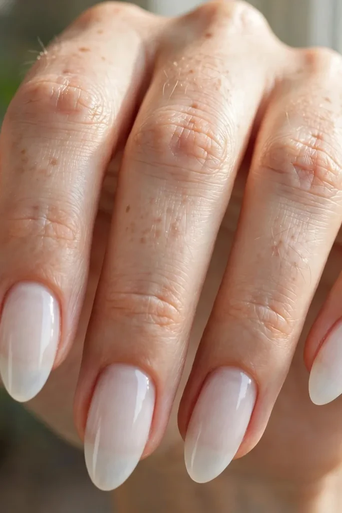 18 Almond Nails Ideas That Are Effortlessly Elegant 7 image 260